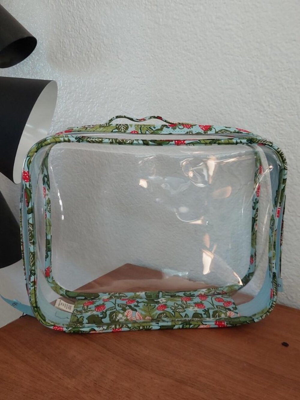 Vera Bradley frogberry frog strawberry clear toiletry bag with floral print feat